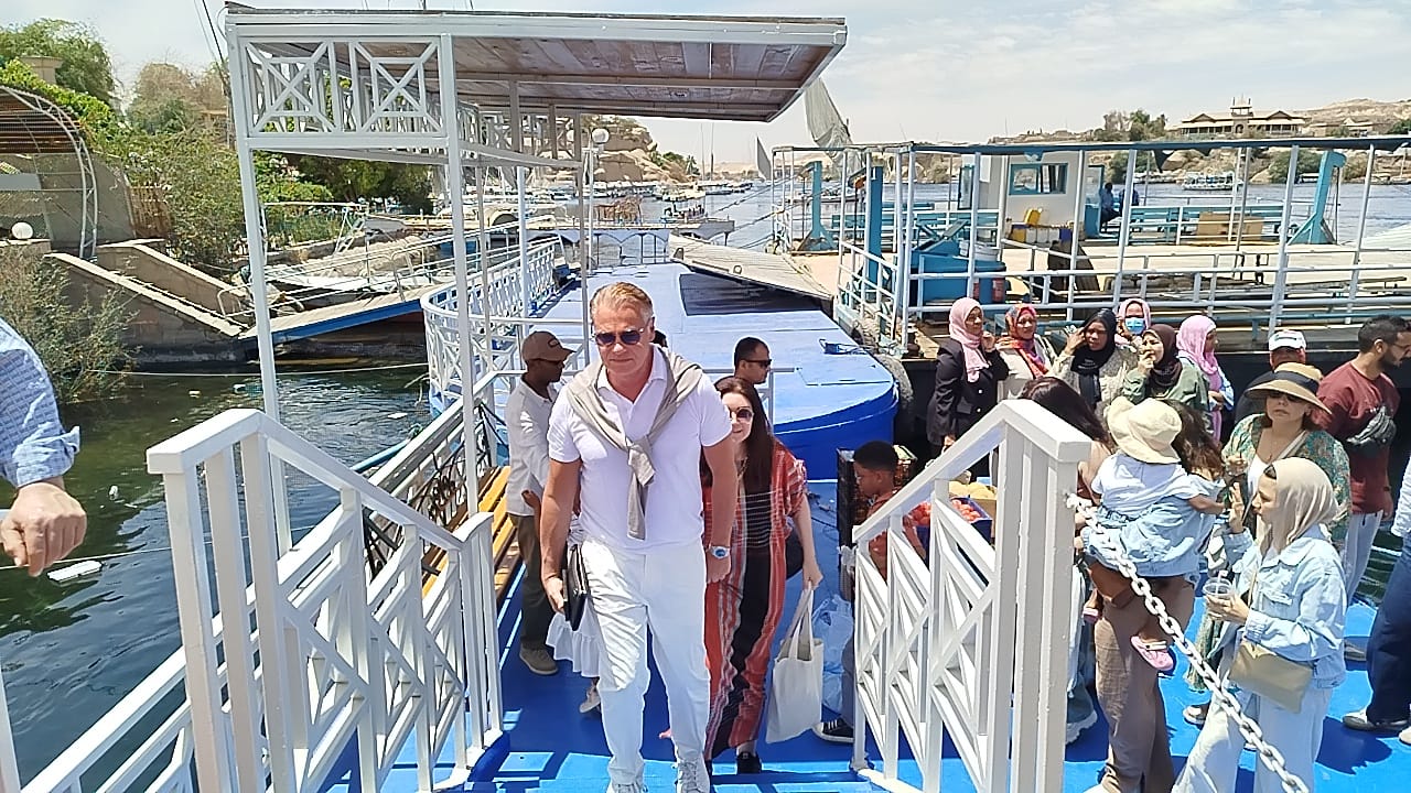 معبد فيلة يحضره نجوم الفن