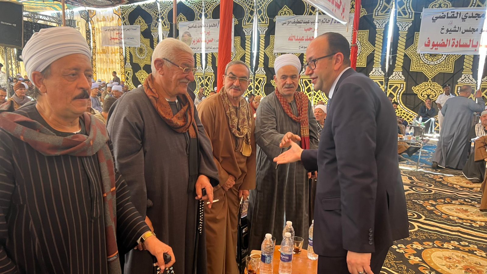 مع كبار العائلات