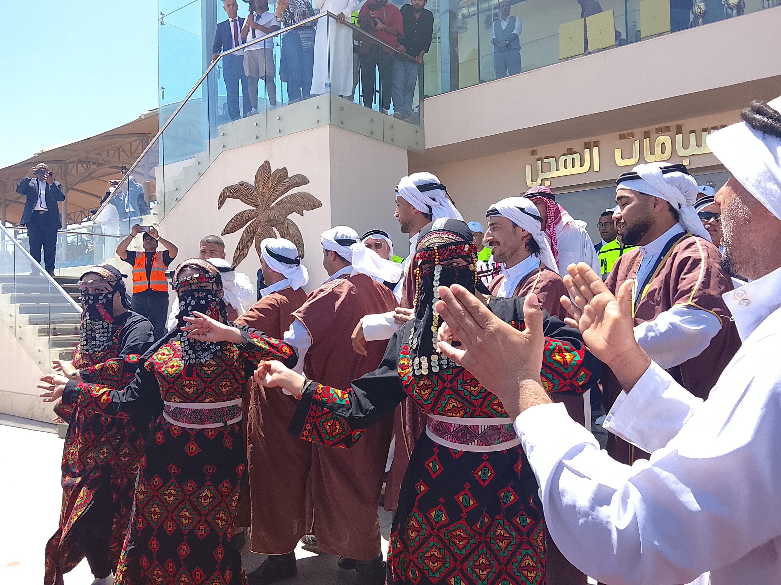 العروض