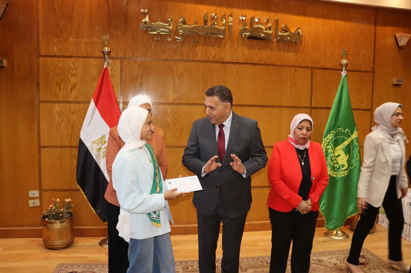 خلال التكريم