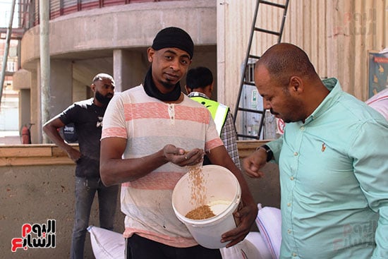 جانب-من-أعمال-أخذ-العينات