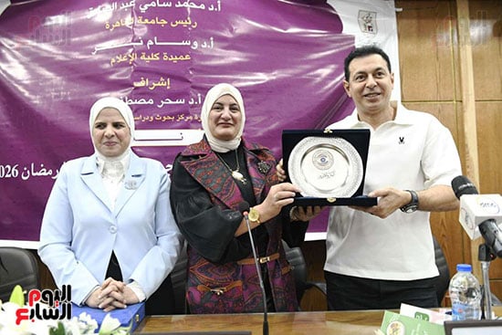 مصطفى شعبان أثناء التكريم