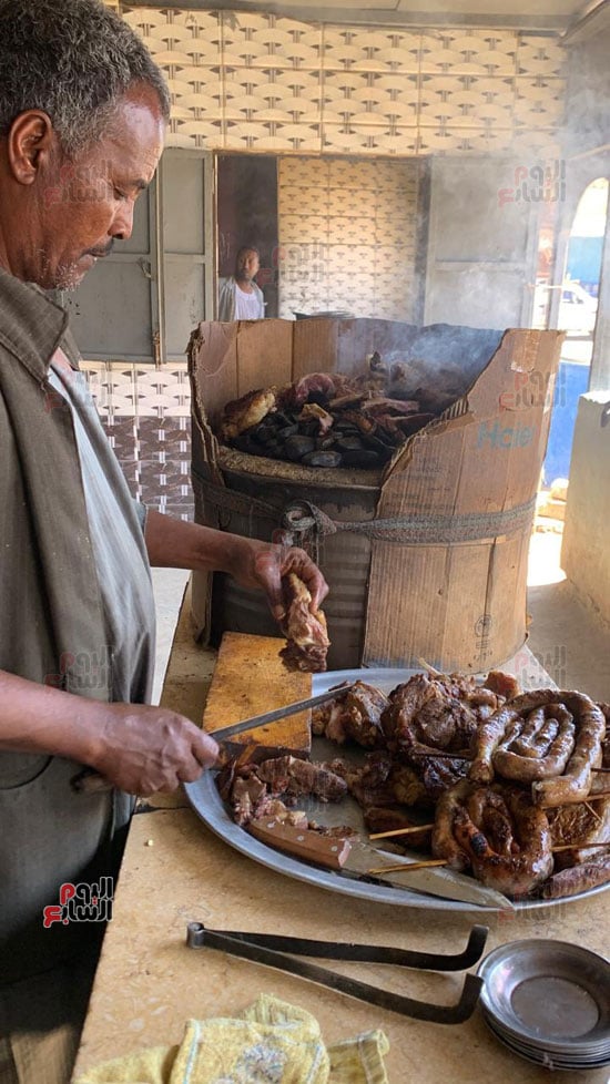 تقطيع-اللحم-لتقديمه