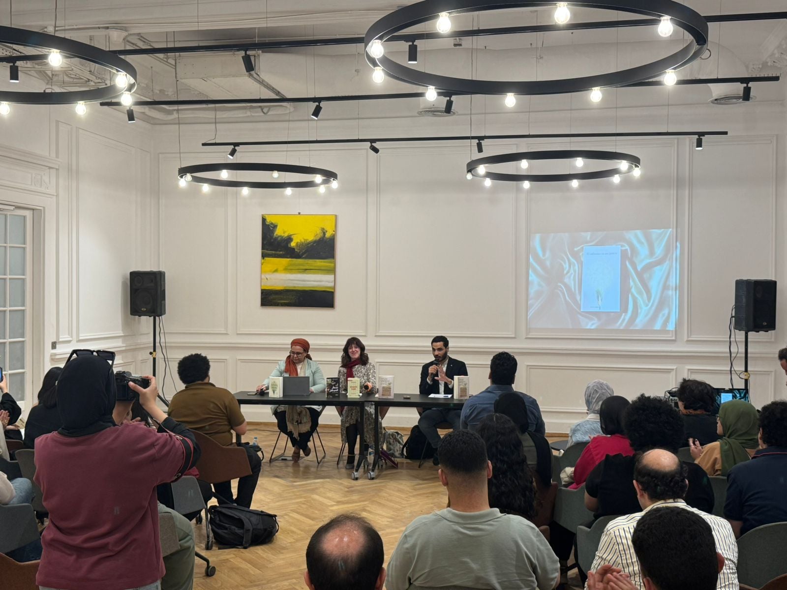 إيريني باييخو في لقاء ثقافي بالقنصلية (3)