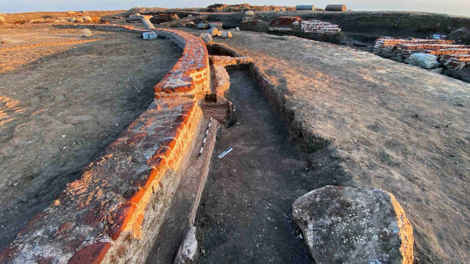 اكتشافات أثرية (2)