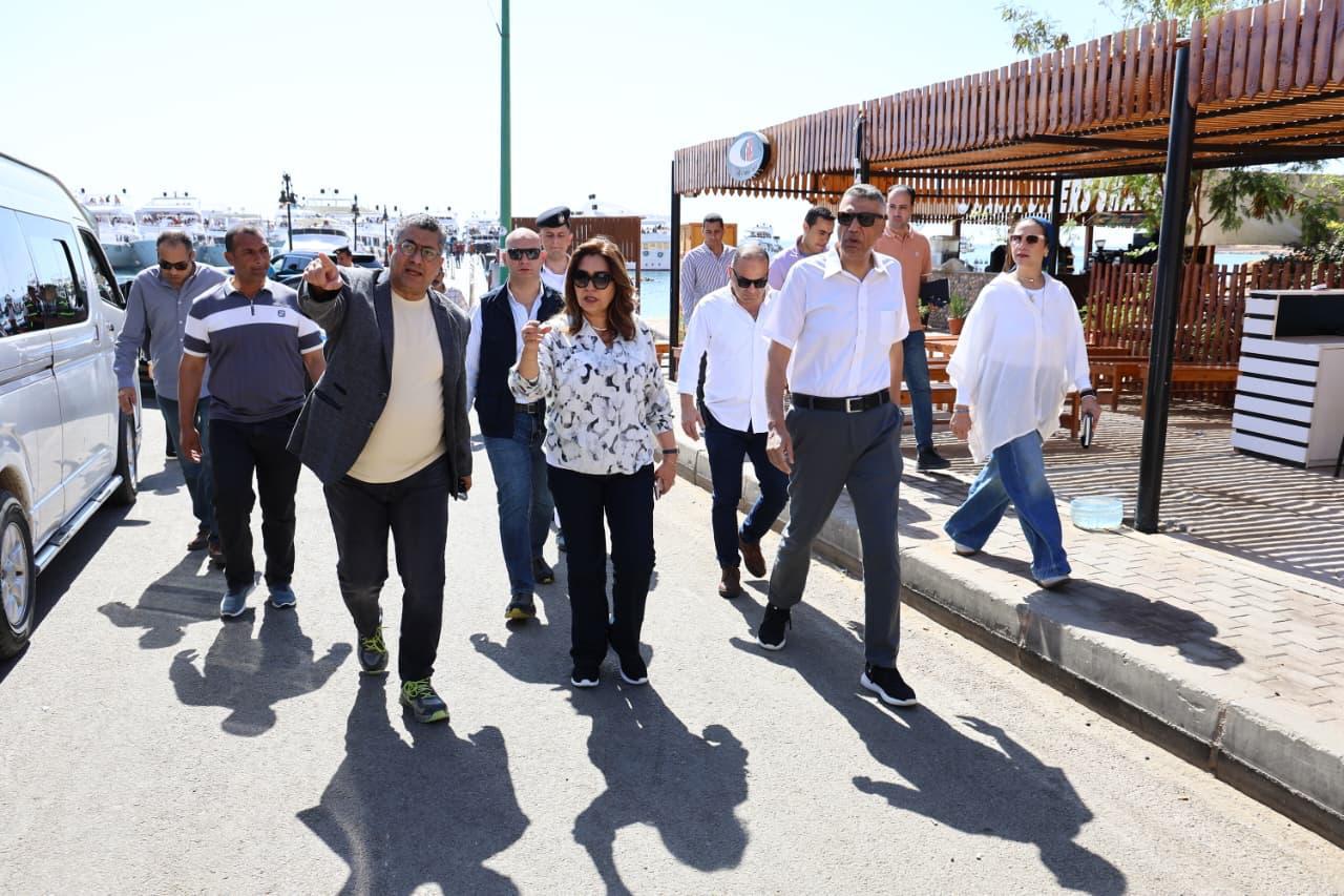 825803b6-7c95-47fe-b07e-642fcdc01df9