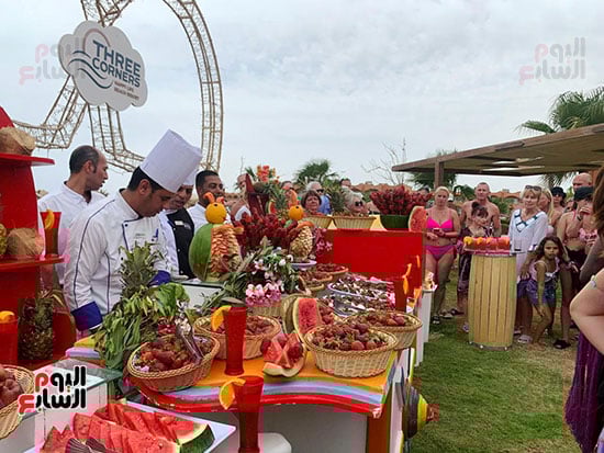 السياح-فى-انتظار-المهرجان