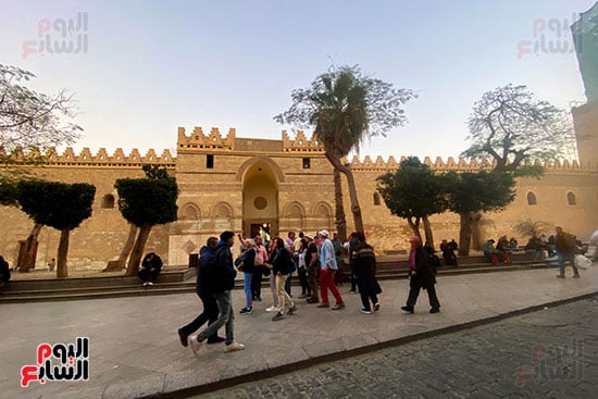 مسجد الحاكم بأمر الله بشارع المعز