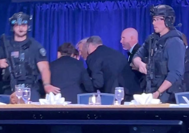 إجلاء ترامب