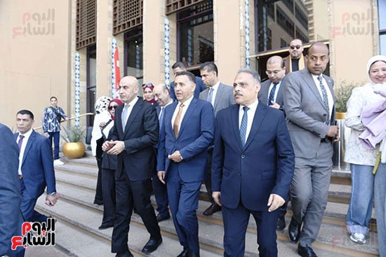 خروج وزير التعليم