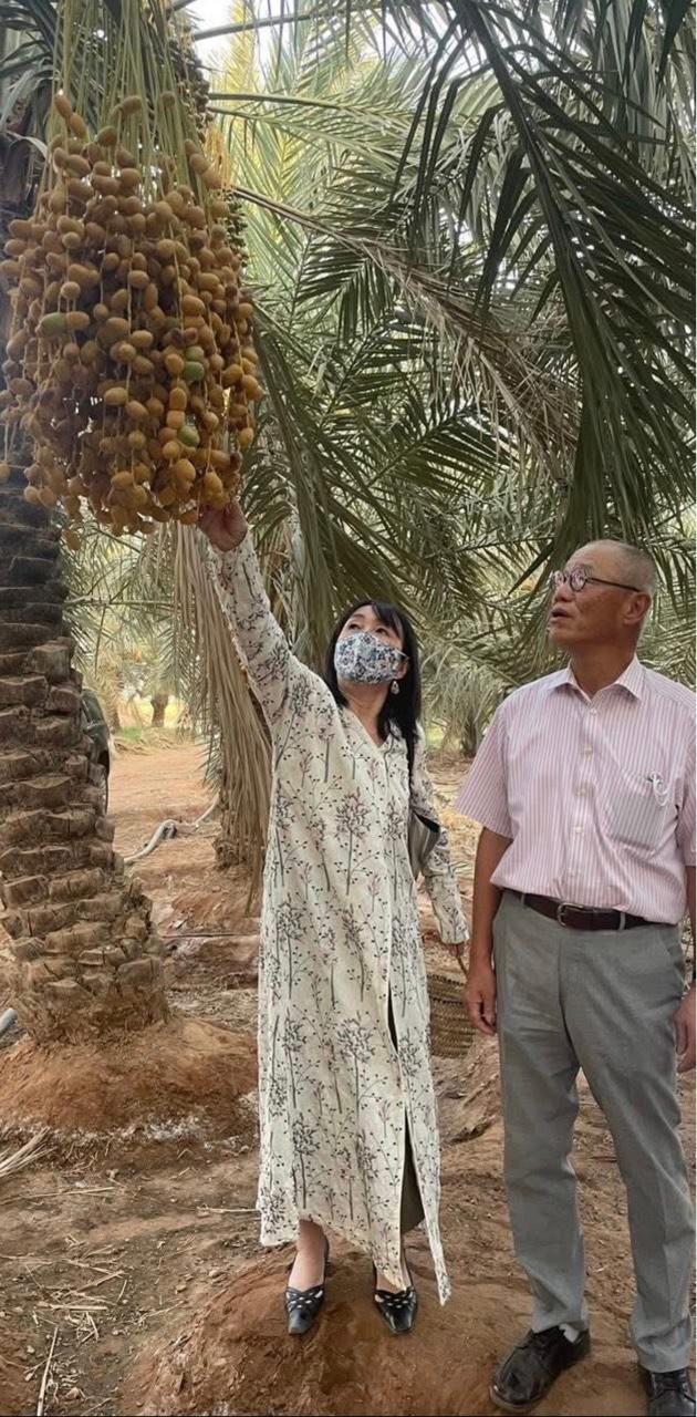 سفير اليابان وزوجته 4