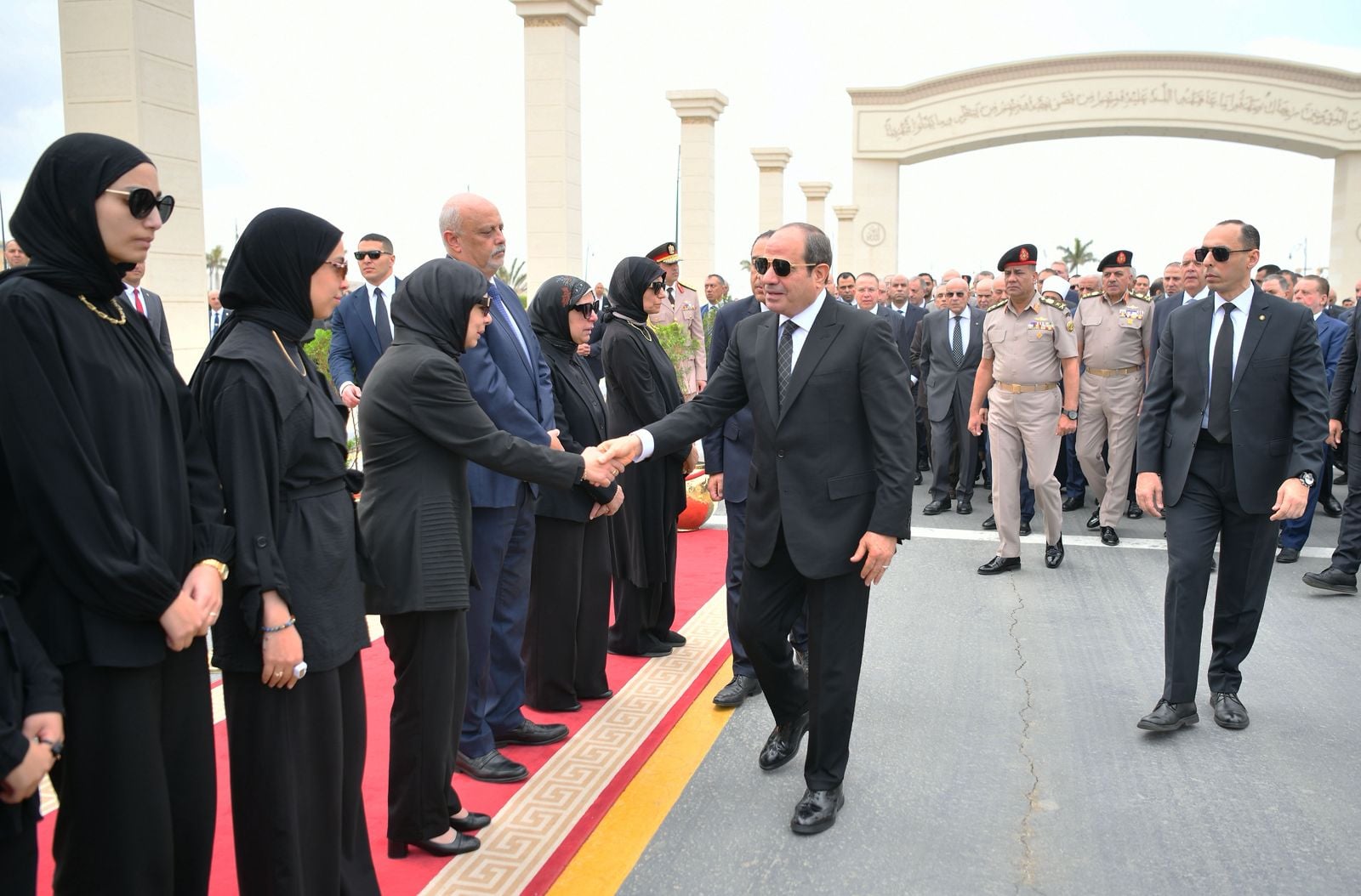 جنازة والد مصطفى مدبولى (3)