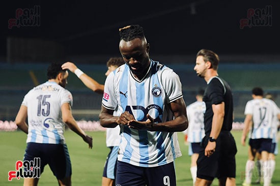 مباراه بيراميدز والاهلى  (9)