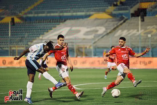 مباراه بيراميدز والاهلى  (14)