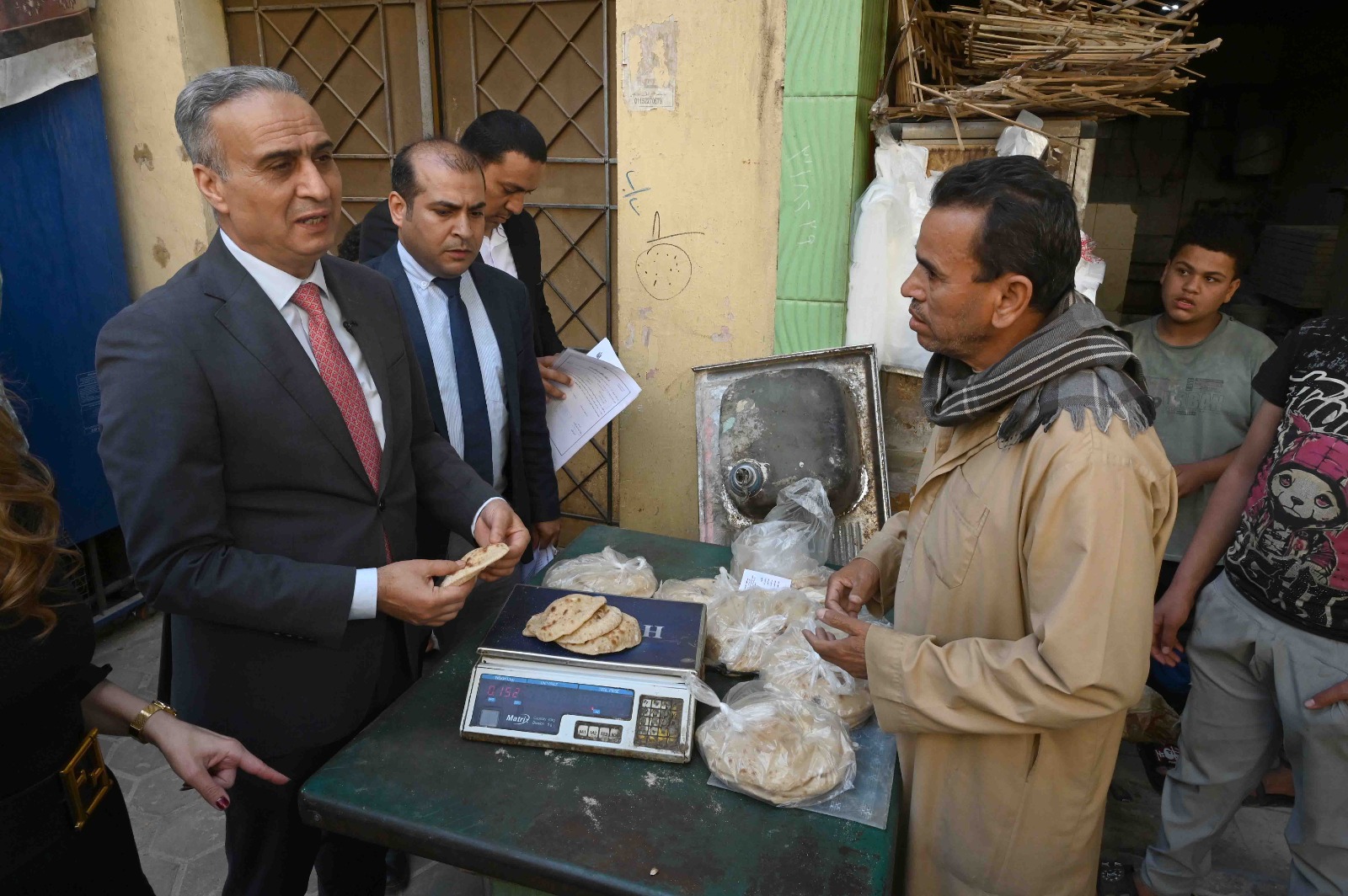 جانب من حملة الجهاز