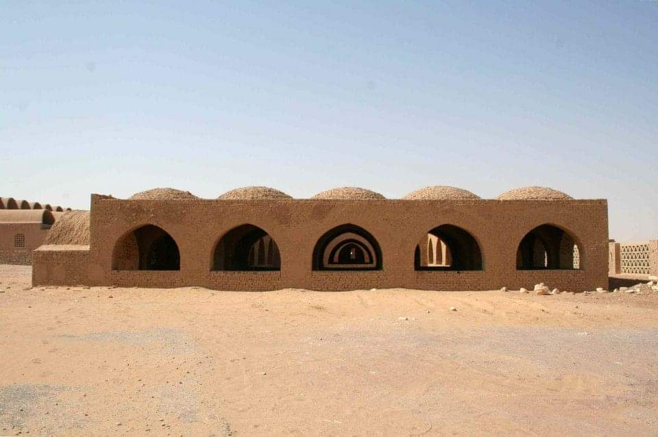 سوق ثرية حسن فتحى بالوادى الجديد