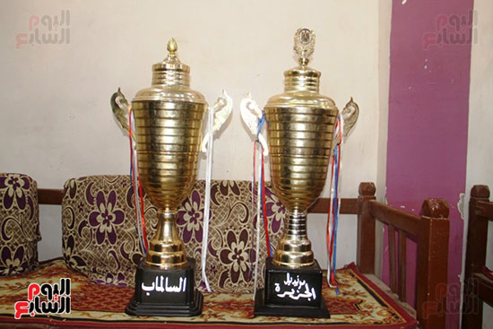 كؤوس ضمن جوائز السباق