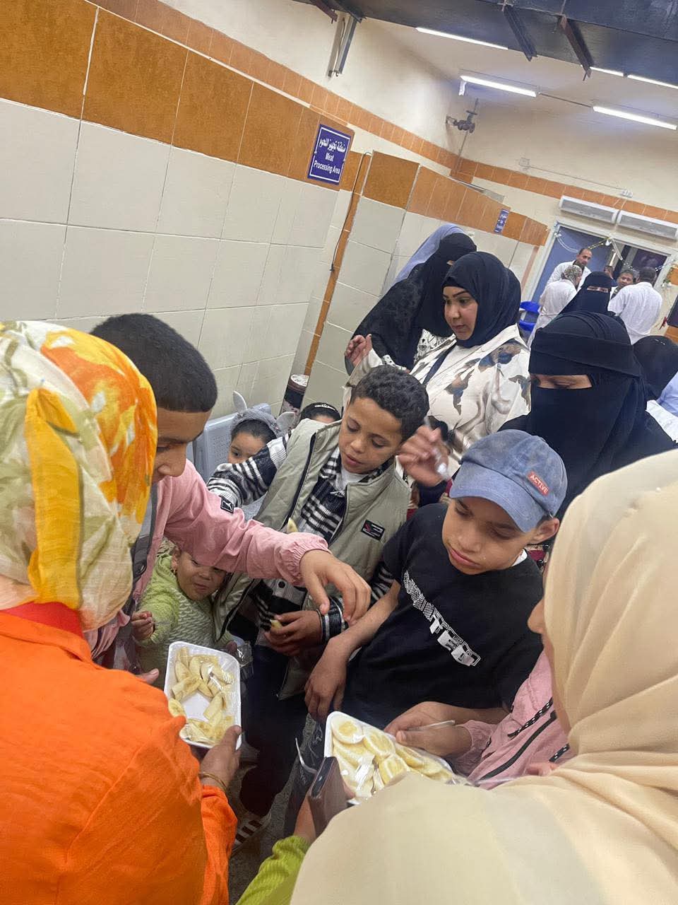 مشاركة الاطفال لأعمال الطهي