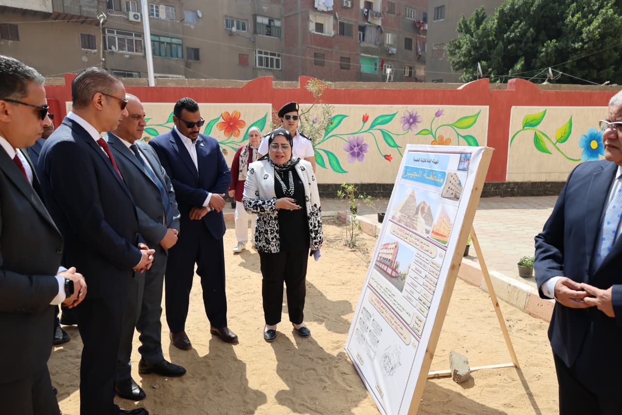 خلال الافتتاح