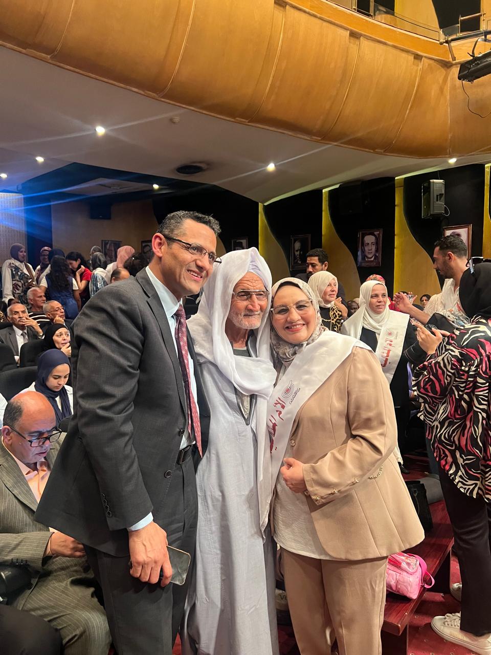 حفل تكريم الأمهات المثاليات (1)