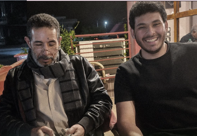 الطبيب  لحق بنحله طالب الطب بعد تعرضهما لإصابات بحروق