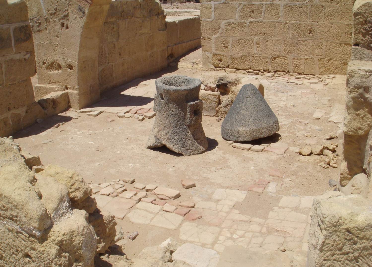 معصرة الزيتون دير الوادى