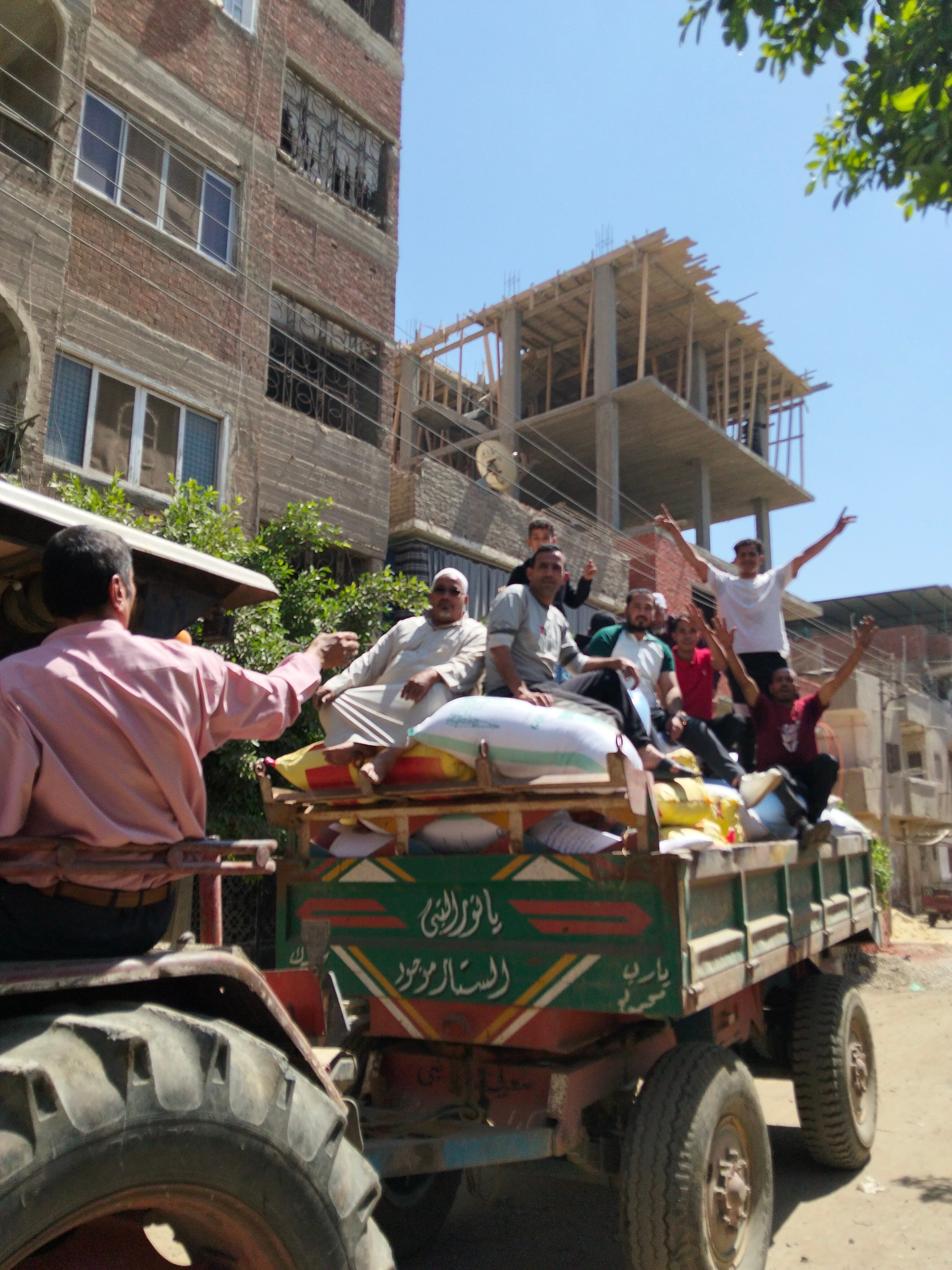 القمح المسروق بعد استلامه