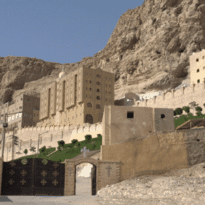 دير الشهيد العظيم مارمينا العجايبى المعلق – جبل أبنوب أسيوط 1