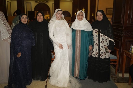 حفل زفاف مدحت واية بحضور الاهل والاقارب
