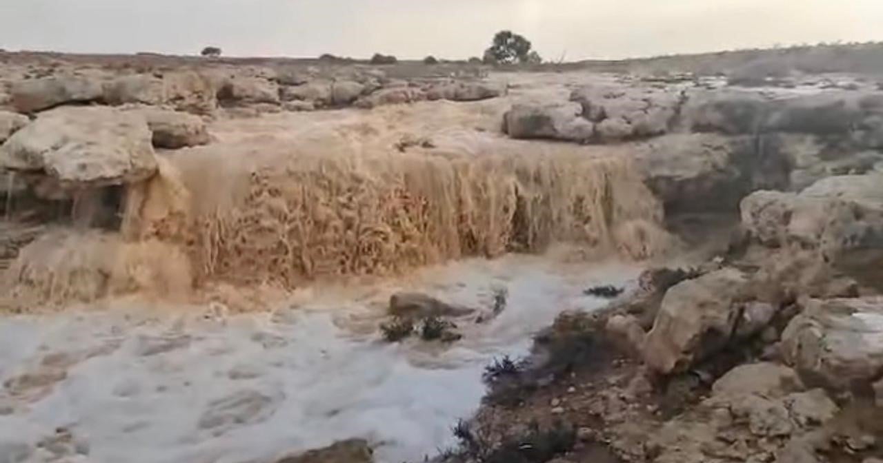 تدفق الامطار الى وديان مطروح