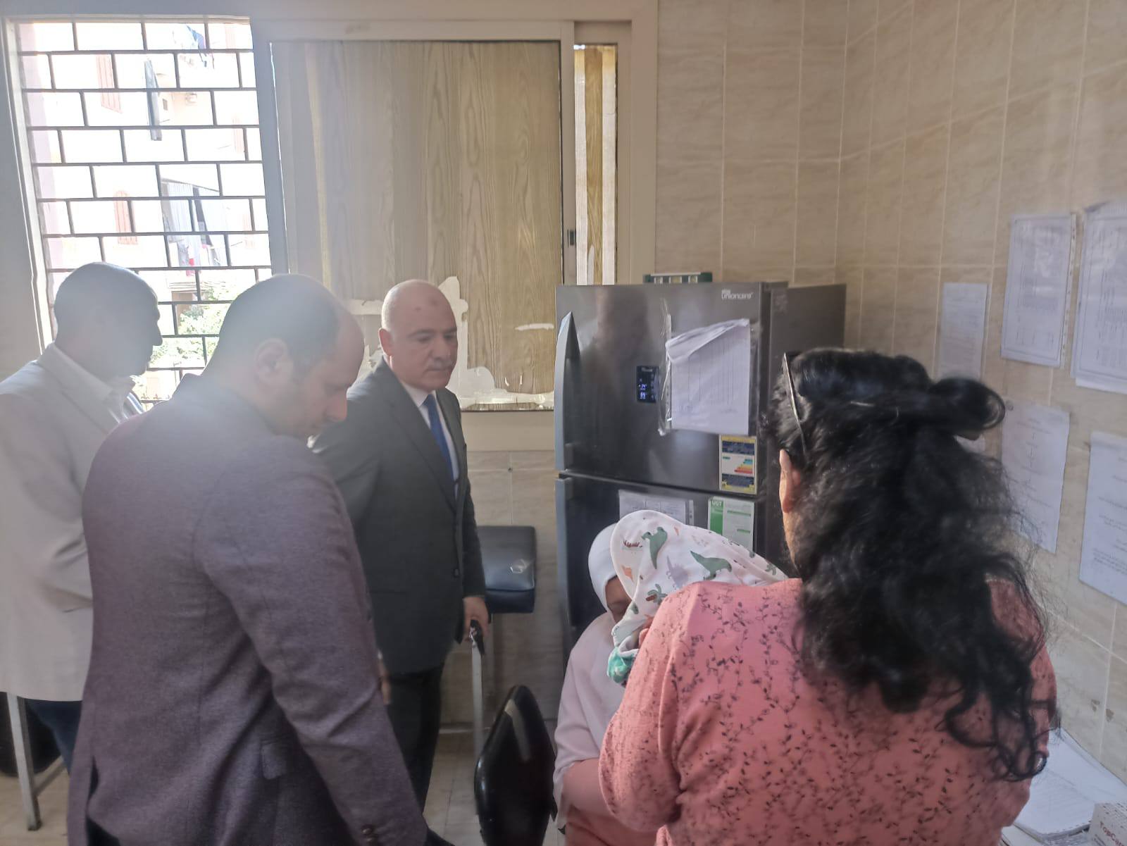 خلال متابعة سير العمل