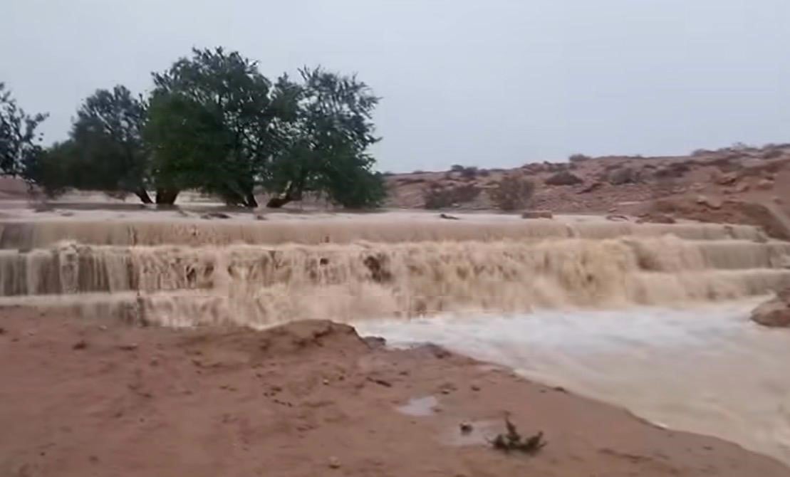 حصاد كميات كبيرة من المياه خلف السدود  بمطروح