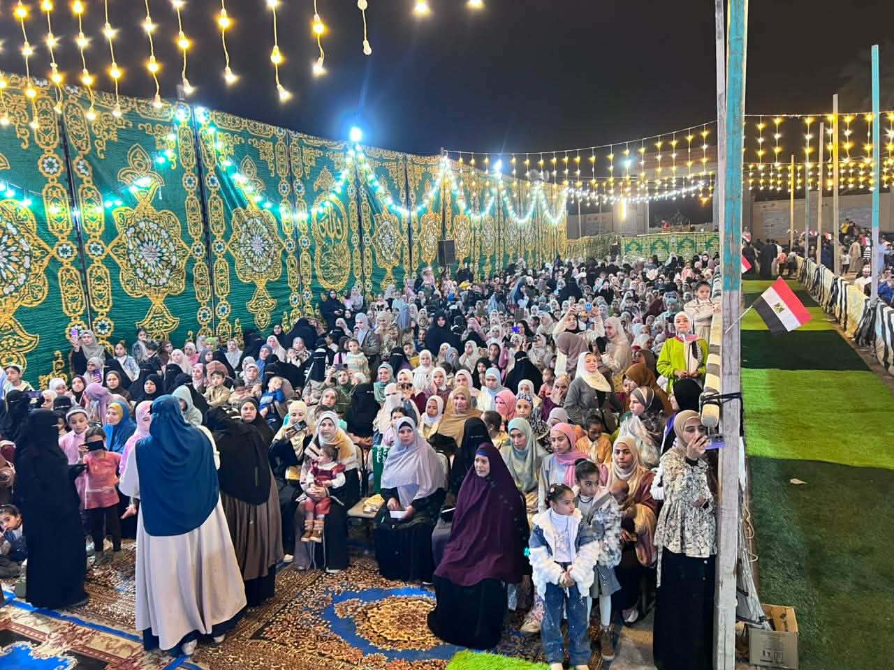 فرحة الأهالي بتكريم الحفظة