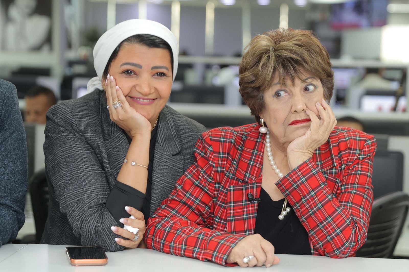 إيناس جوهر مع الكاتبة الصحفية همت سلامة