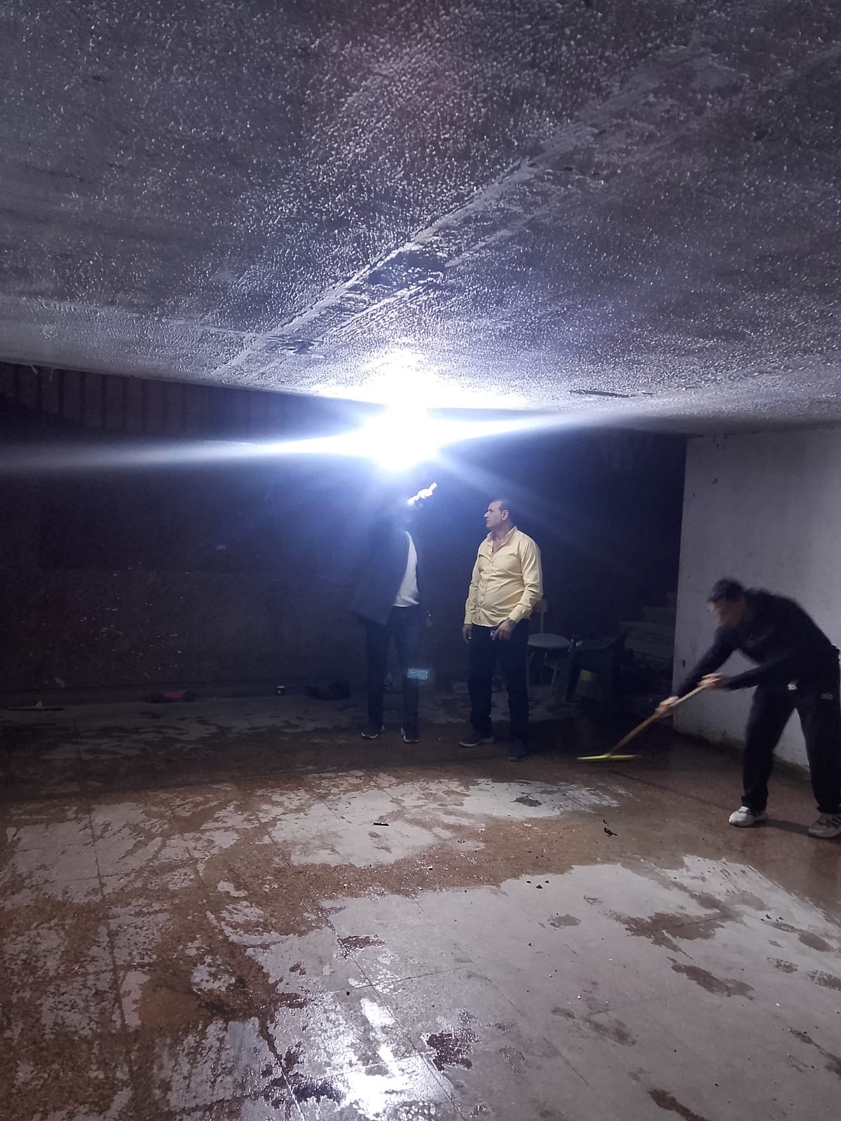 ef058978-4983-45ac-8556-f3cb68d3ecbe رفع تجمعات مياه الأمطار من نفق مشاة نادي الترسانة