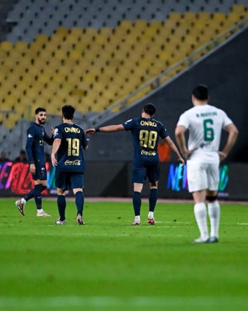 احتفال لاعبى الزمالك بهدف عدى الدباغ