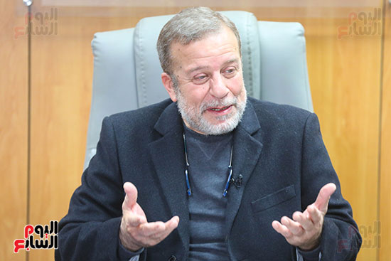 الفنان شريف منير فى ندوة اليوم السابع