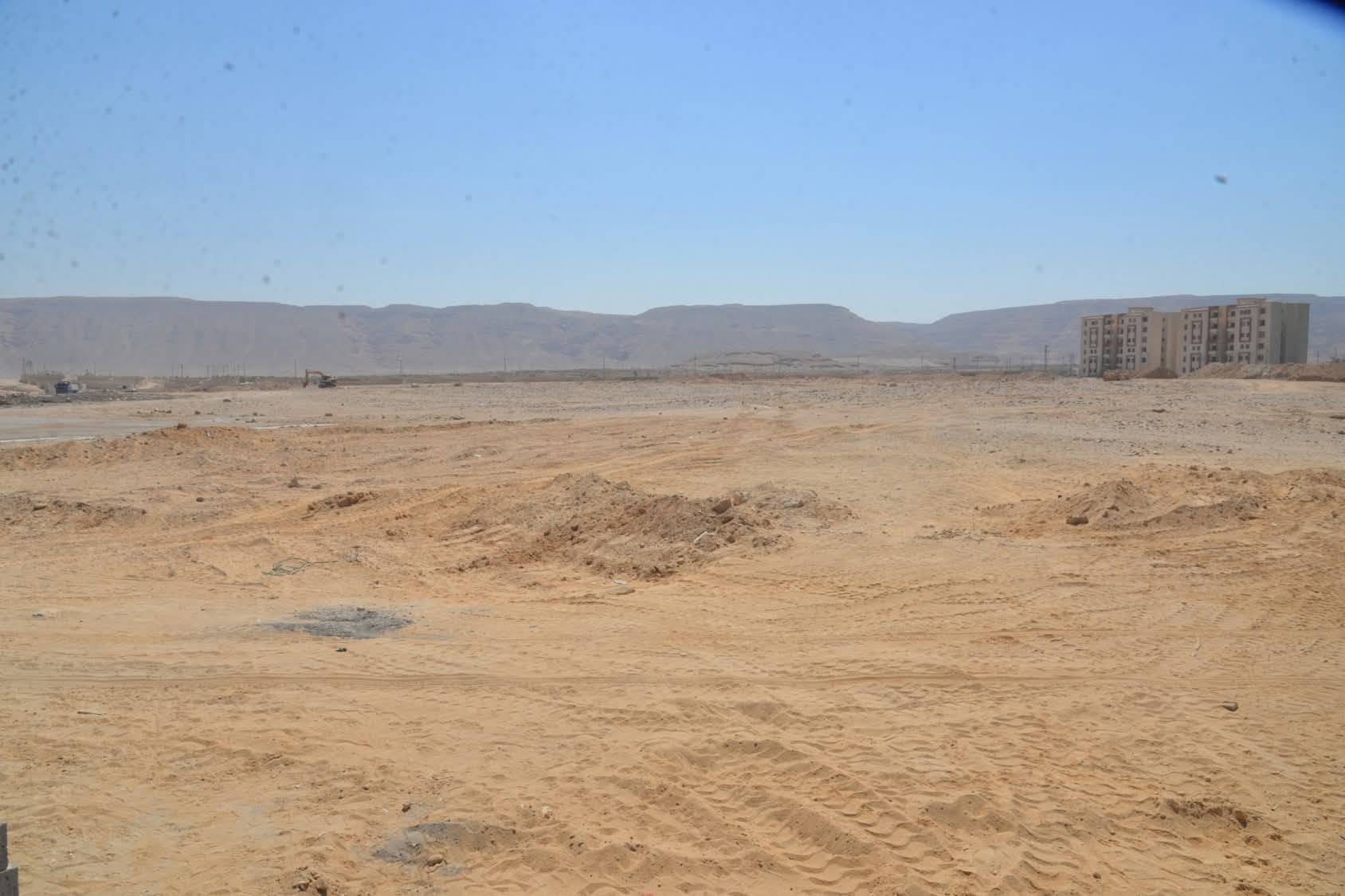 ارض مصنع الرمان ارض مصنع الرمان