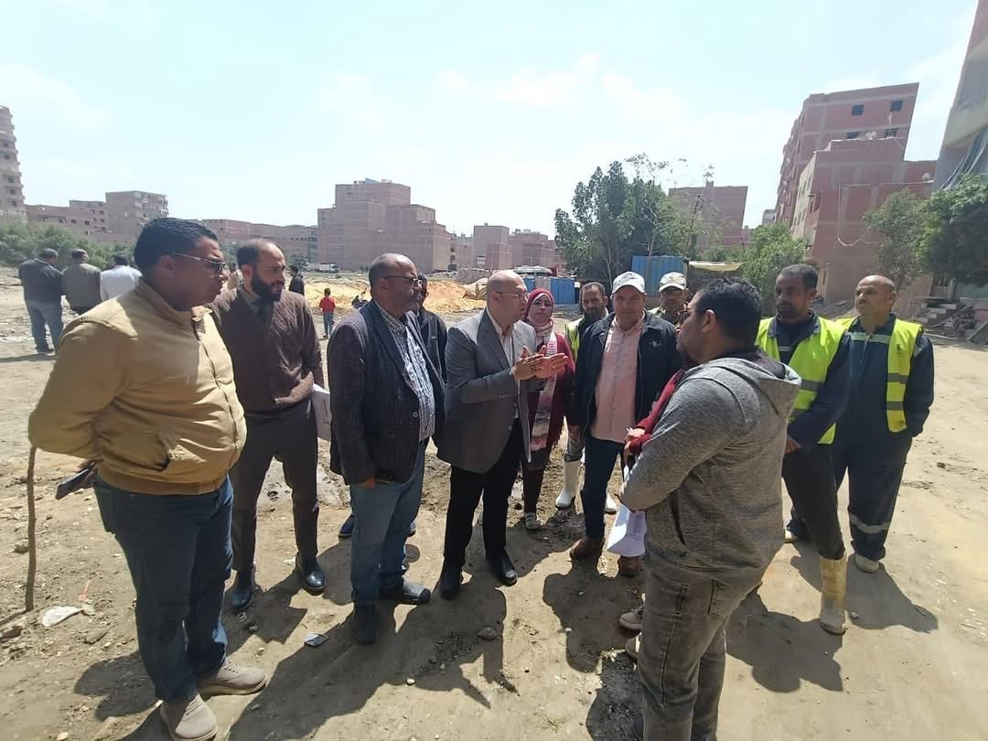 جانب من معاينة المحافظ