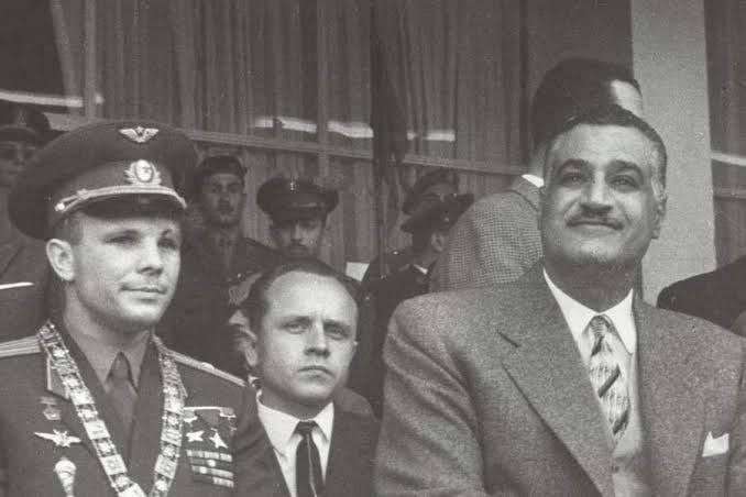 عبد الناصر وجاجارين