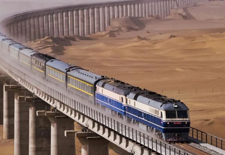 سهولة نقل البضائع بريا.. قطارات التبادل التجاري بين الصين وإيران (6)
