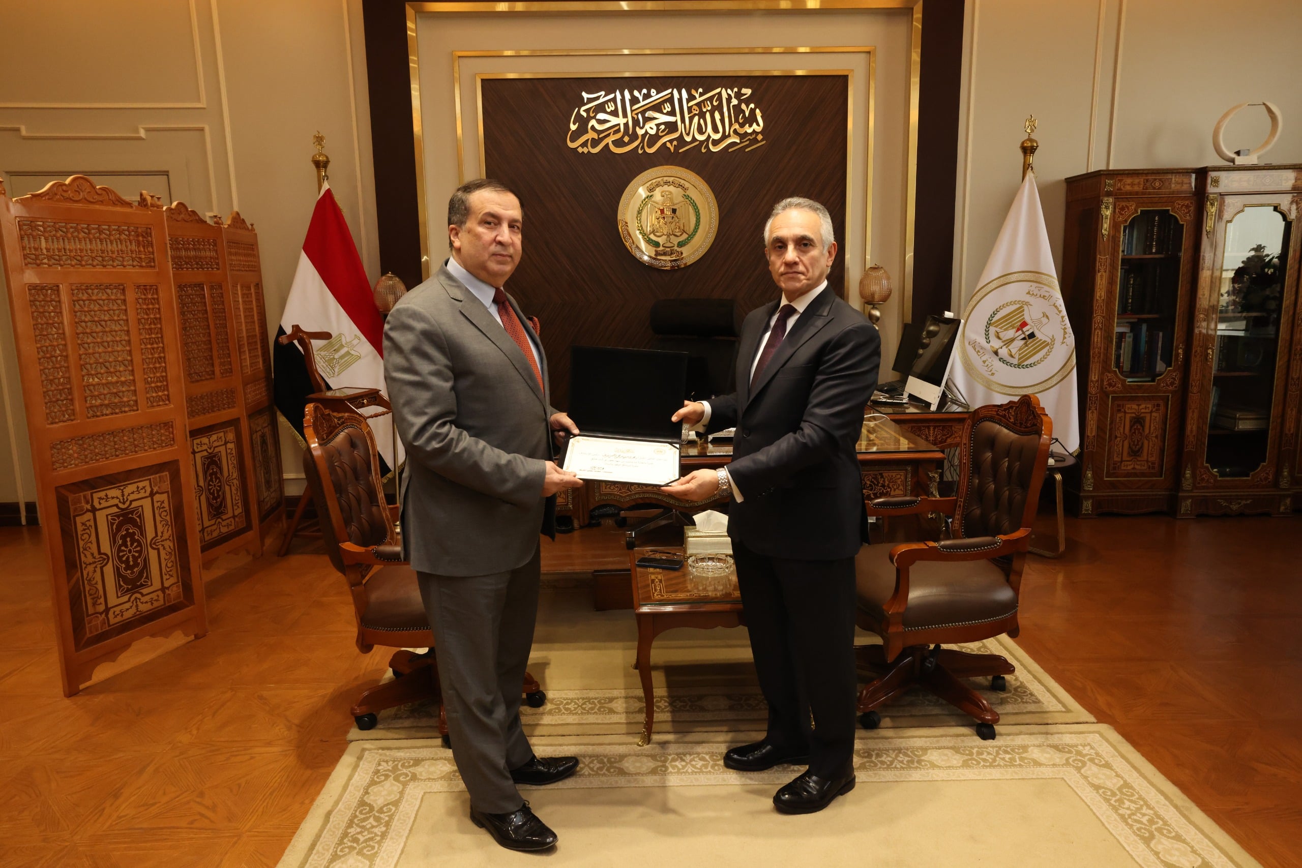 0ce33507-eac8-4042-b253-69eeebf88f5e 0ce33507-eac8-4042-b253-69eeebf88f5e