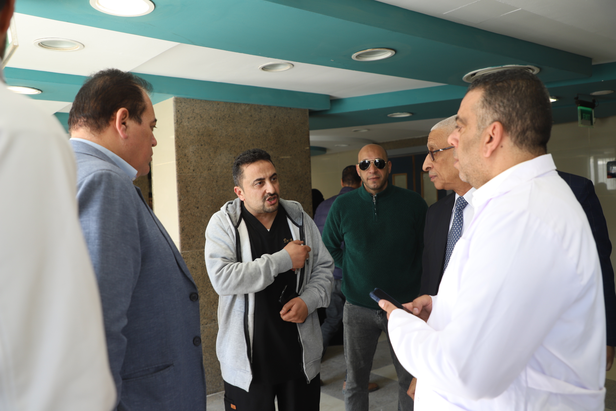 تفقد مستشفي العريش العام 