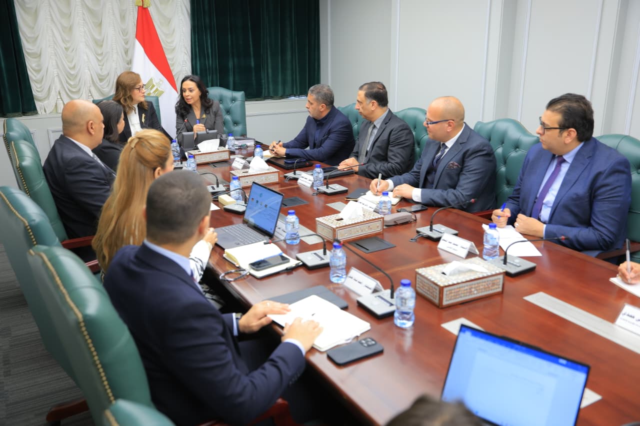 جانب من الاجتماع جانب من الاجتماع