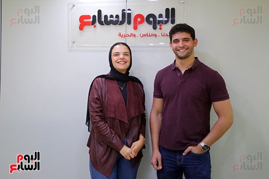 عمر عمر مع الزميلة سارة صلاح