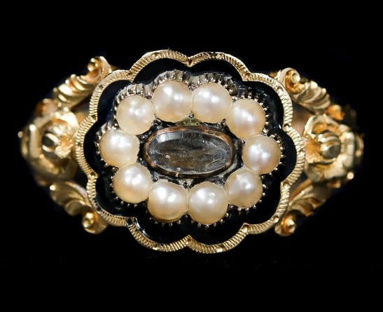 مجوهرات العصر الفيكتوري