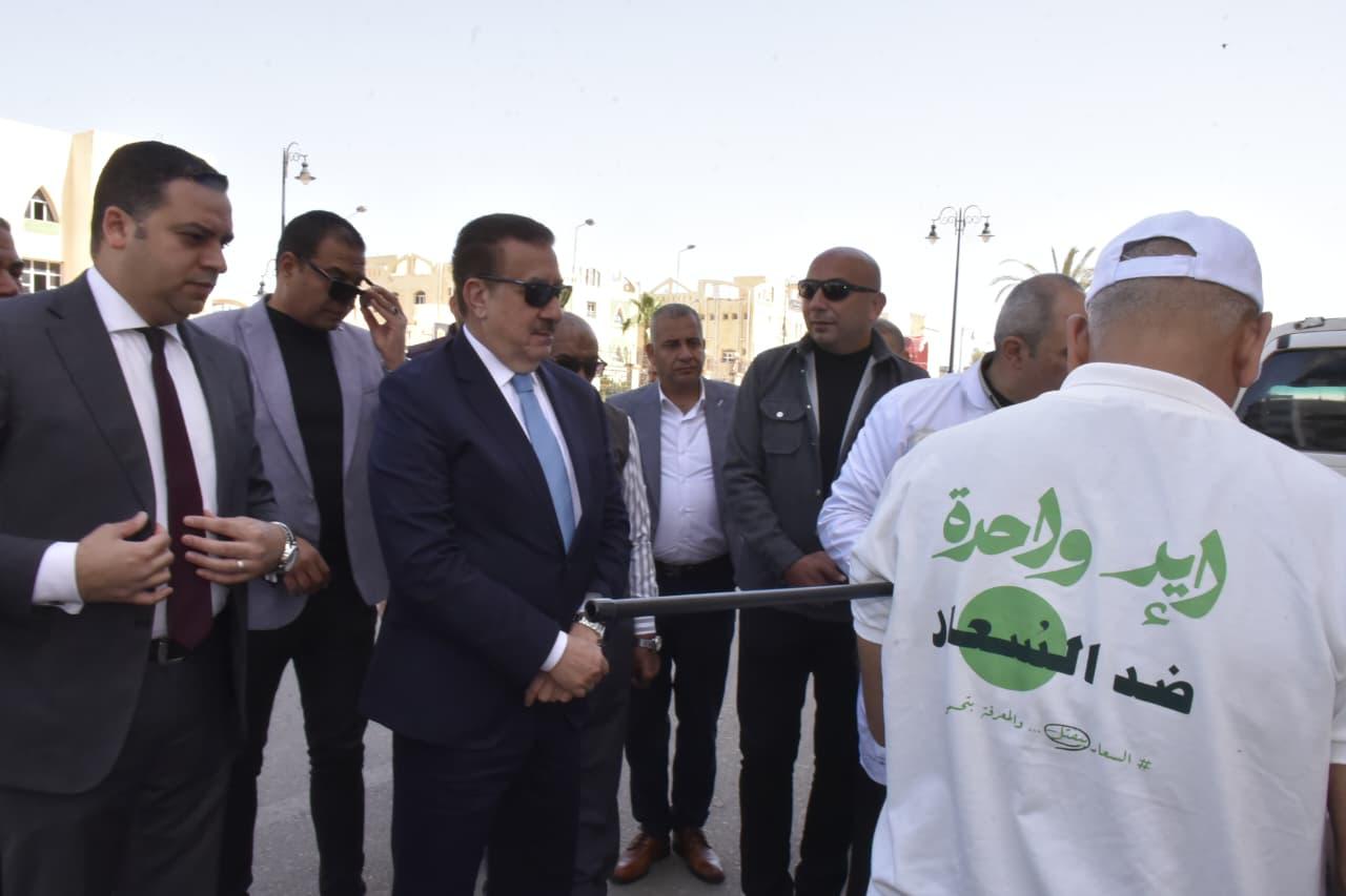 جانب من احدى الحملات جانب من احدى الحملات