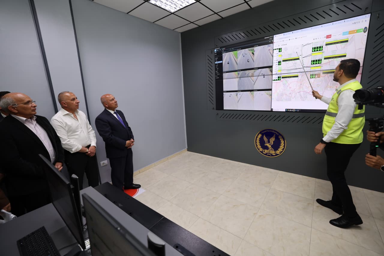 وزير النقل يتفقد مشروع منظومة النقل الذكي بطريق شبرا بنها الحر وزير النقل يتفقد مشروع منظومة النقل الذكي بطريق شبرا بنها الحر