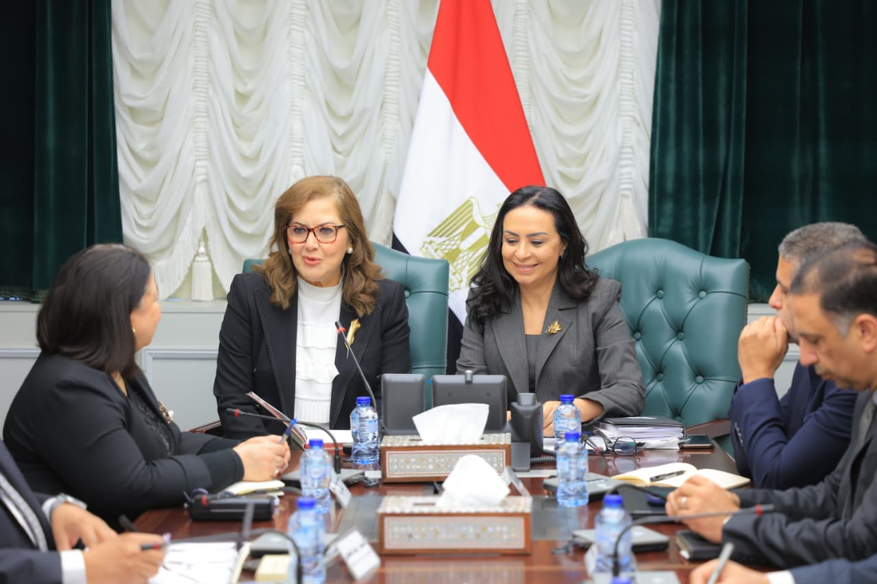 الدكتورة مايا مرسى والدكتورة هالة السعيد الدكتورة مايا مرسى والدكتورة هالة السعيد