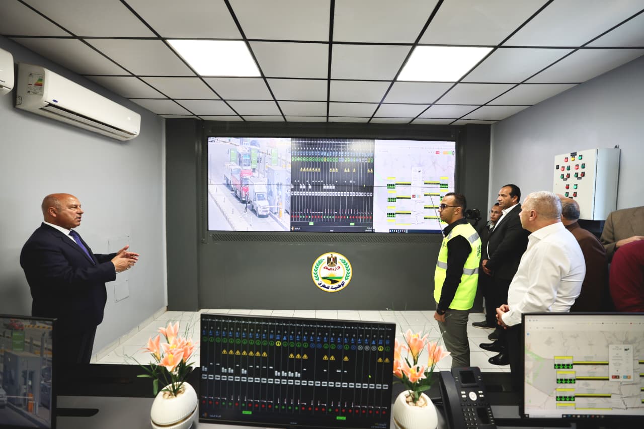 غرفة التحكم والرصد فى المنظومة الجديدة غرفة التحكم والرصد فى المنظومة الجديدة